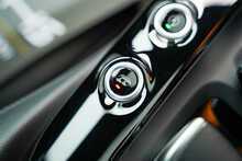 Mercedes-Benz AMG GT V8 BiTurbo S - U56331