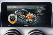 Mercedes-Benz AMG GT V8 BiTurbo S - U56331