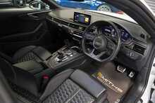 Audi RS5 TFSI V6 - U56337