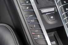 Porsche Macan T V6 GTS - U56339