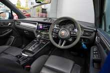 Porsche Macan T V6 GTS - U56344