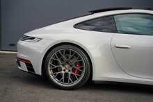 Porsche 911 T 992 Carrera S - U56346