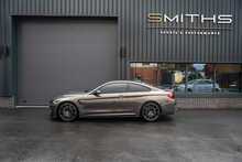 BMW M4 BiTurbo Competition - U56366