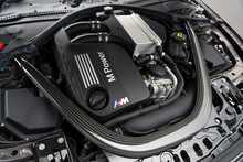 BMW M4 BiTurbo Competition - U56366