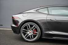 Jaguar F-Type V6 Chequered Flag - U56368