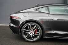 Jaguar F-Type V6 Chequered Flag - U56368