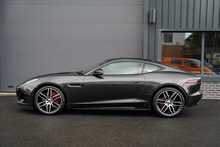 Jaguar F-Type V6 Chequered Flag - U56368