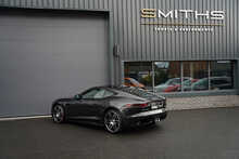 Jaguar F-Type V6 Chequered Flag - U56368