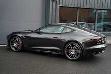Jaguar F-Type V6 Chequered Flag - U56368