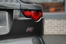 Jaguar F-Type V6 Chequered Flag - U56368