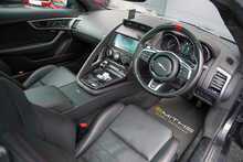Jaguar F-Type V6 Chequered Flag - U56368