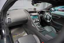 Jaguar F-Type V6 Chequered Flag - U56368