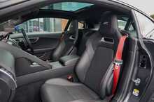 Jaguar F-Type V6 Chequered Flag - U56368