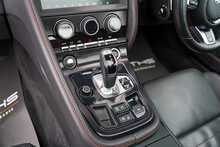 Jaguar F-Type V6 Chequered Flag - U56368