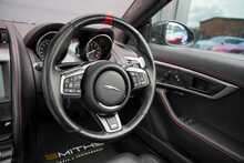 Jaguar F-Type V6 Chequered Flag - U56368