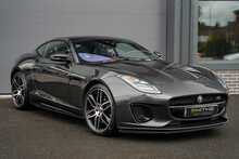 Jaguar F-Type V6 Chequered Flag - U56368