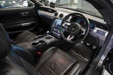 Ford Mustang V8 GT - U56369