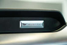 Ford Mustang V8 GT - U56369