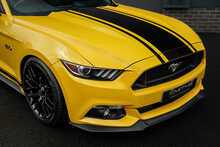 Ford Mustang V8 GT - U56371