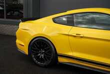 Ford Mustang V8 GT - U56371
