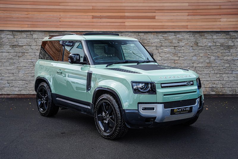 Green 2023 Land Rover Defender SUV/Crossover All-wheel drive Automatic