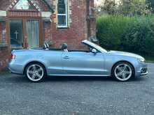 Audi A5 Cabriolet A5 Cabriolet 2.7 TDI V6 S line Multitronic Euro 5 2dr - U115