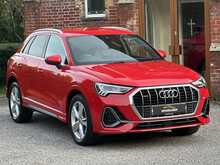 Audi Q3 TFSI S line - U194