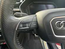 Audi Q3 TFSI S line - U194