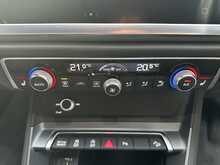 Audi Q3 TFSI S line - U194