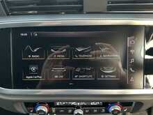 Audi Q3 TFSI S line - U194