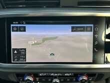 Audi Q3 TFSI S line - U194