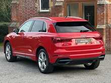 Audi Q3 TFSI S line - U194