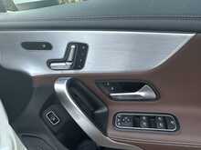 Mercedes-Benz CLA CLA250 AMG Line - U209