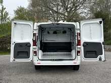 Vauxhall Vivaro 1.6 CDTi 2900 Sportive Panel Van 5dr Diesel Manual L1 H1 Euro 5 (115 ps) - U232