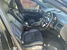 Porsche Macan 3.0 TD V6 S SUV 5dr Diesel PDK 4WD Euro 6 (s/s) (258 ps) - U236