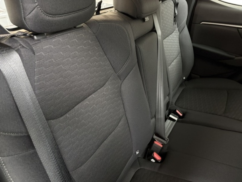 Isuzu Dl20 Dcb Pick Up 1.9 Automatic Diesel