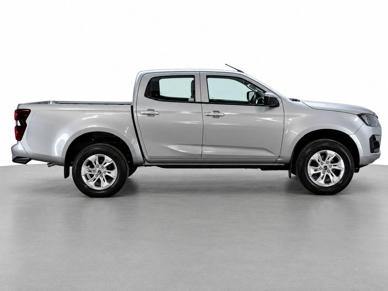 Isuzu Dl20 Dcb Pick Up 1.9 Automatic Diesel