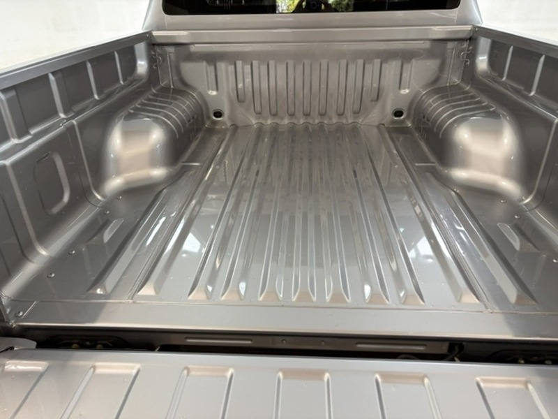 Isuzu Dl20 Dcb Pick Up 1.9 Automatic Diesel