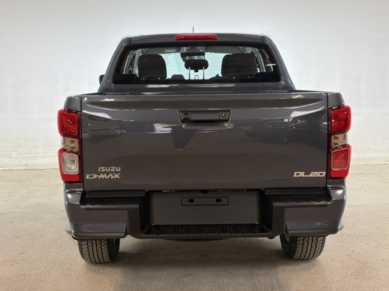 Isuzu Dl20 Dcb Pick Up 2.2 Manual Diesel