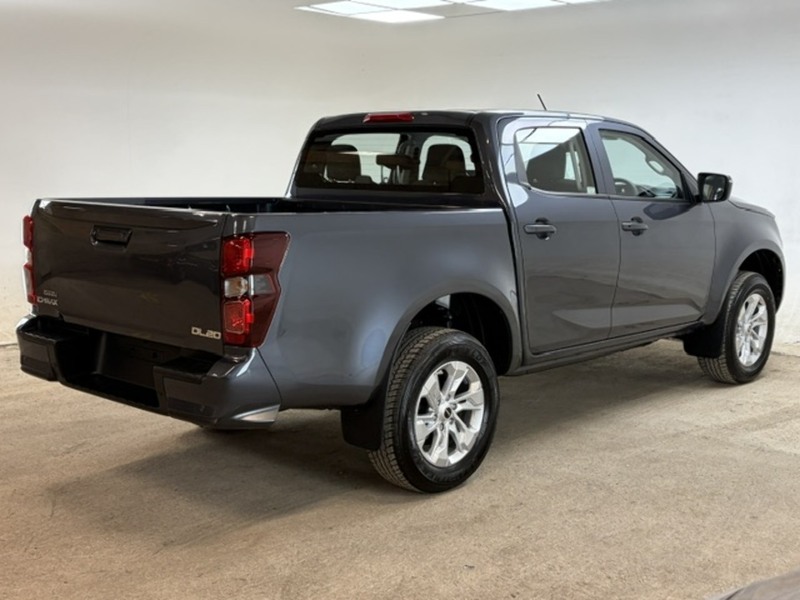 Isuzu Dl20 Dcb Pick Up 2.2 Manual Diesel