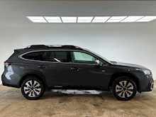 Subaru Outback Touring 