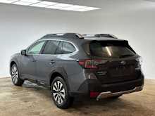Subaru Outback Touring 