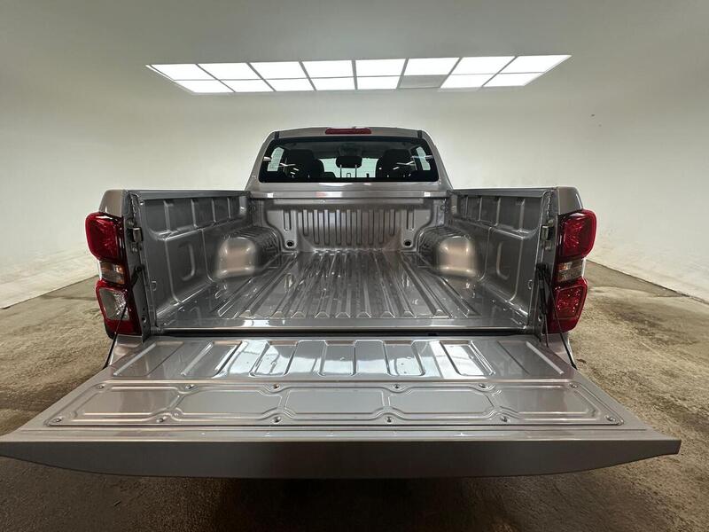 Isuzu Dl20 Dcb Pick Up 1.9 Manual Diesel