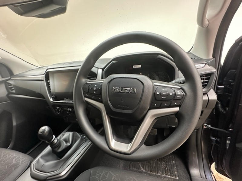 Isuzu Dl20 Dcb Pick Up 1.9 Manual Diesel