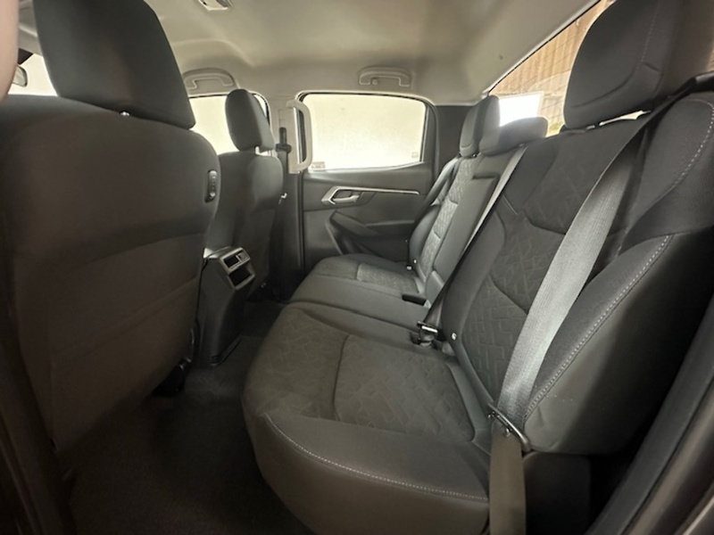 Isuzu Dl20 Dcb Pick Up 1.9 Manual Diesel