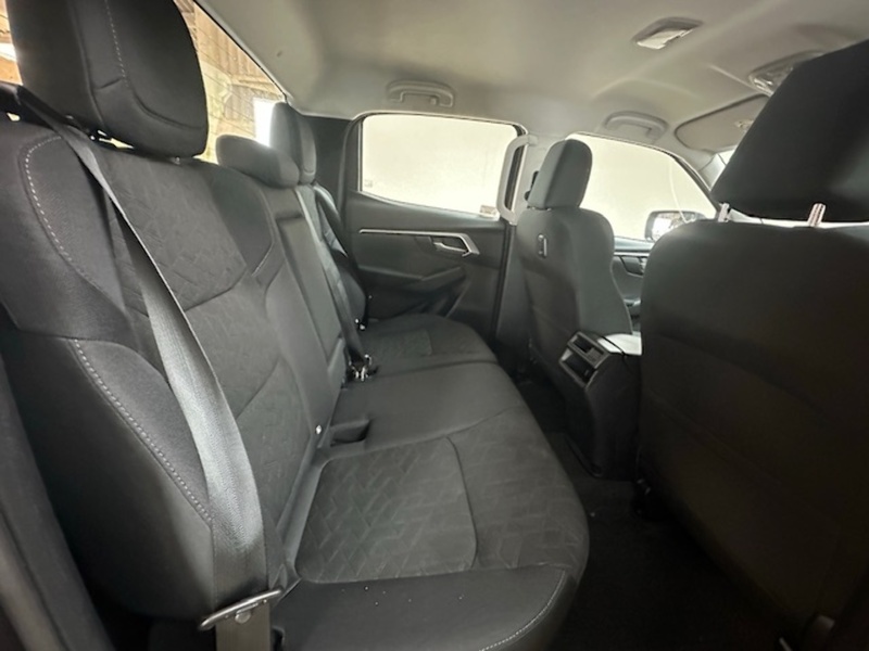 Isuzu Dl20 Dcb Pick Up 1.9 Manual Diesel