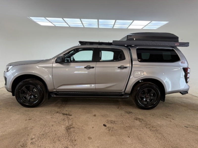 Isuzu V-Cross Dcb Pick Up 1.9 Automatic Diesel