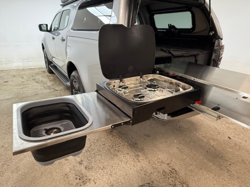 Isuzu V-Cross Dcb Pick Up 1.9 Automatic Diesel