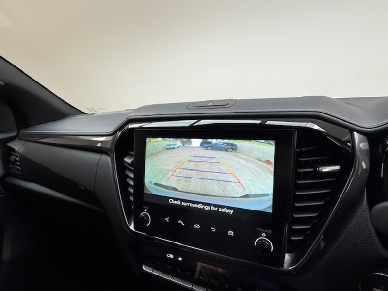 Isuzu V-Cross Dcb Pick Up 1.9 Automatic Diesel