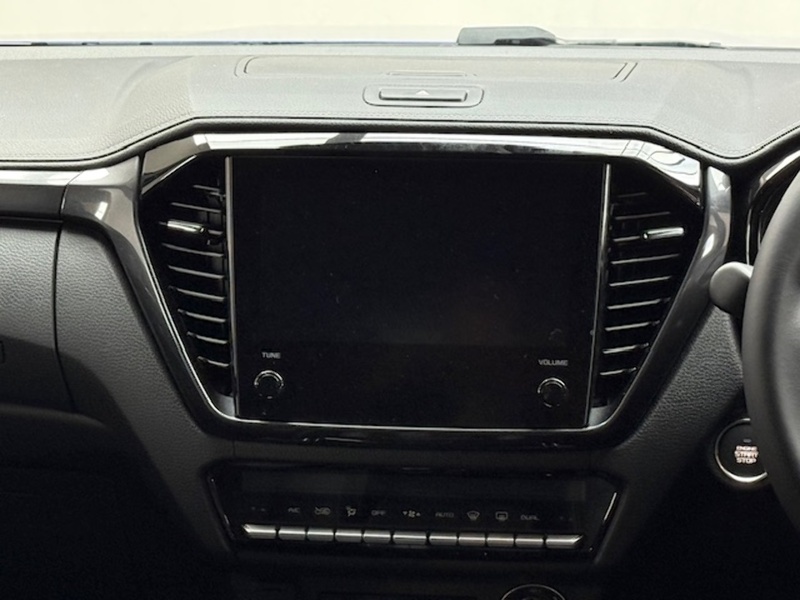 Isuzu V-Cross Dcb Pick Up 1.9 Automatic Diesel